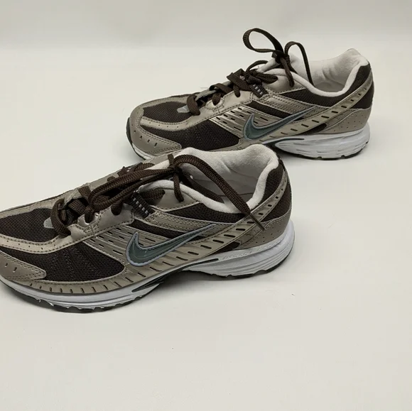 Nike Size 8 Impact Groove Shoe. Brown/Gray Colorway - Picture 4 of 6